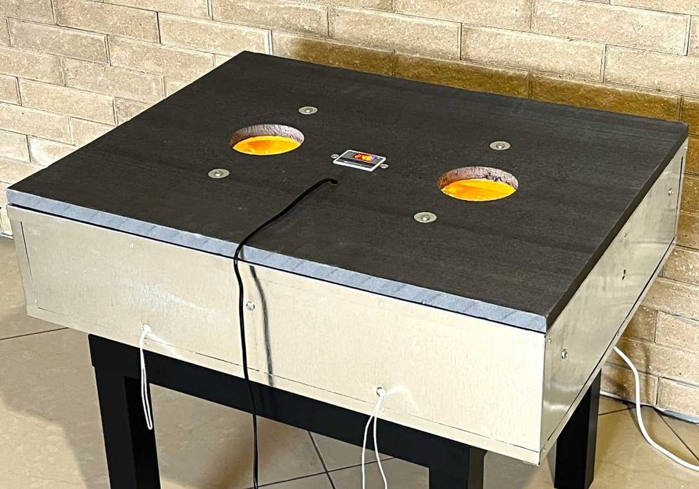 Інкубатор 140 яєць Цифровий механічний Наседка 140 Металевий Инкубатор