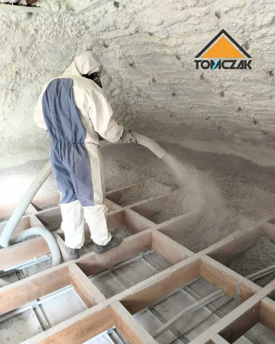 Piana PUR Wełna Celuloza Ocieplenie Domu Poddasza Stropu Ściany Hali