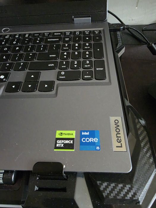 Sprzedam laptopa