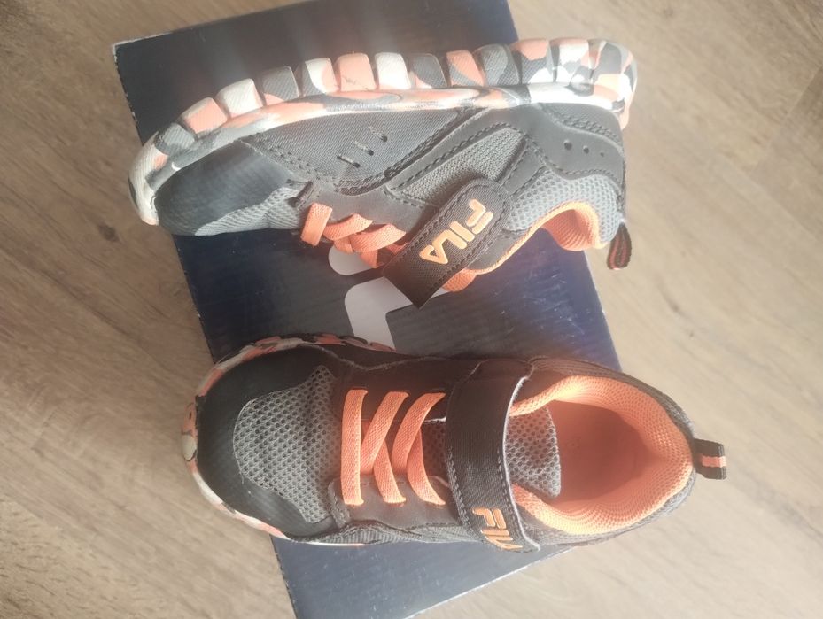 Adidasy lekkie siateczkowe Fila