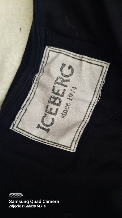 Koszulka firmy ICEBERG
