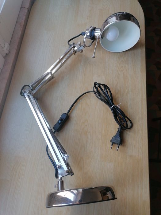 Candeeiro secretária metal IKEA