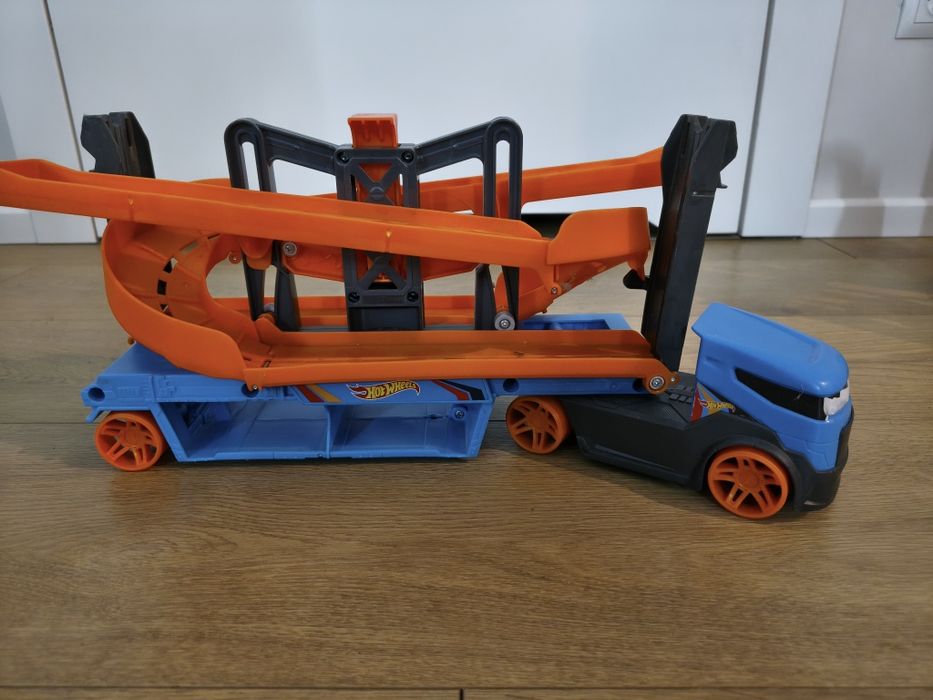 Hot Wheels City Transporter
