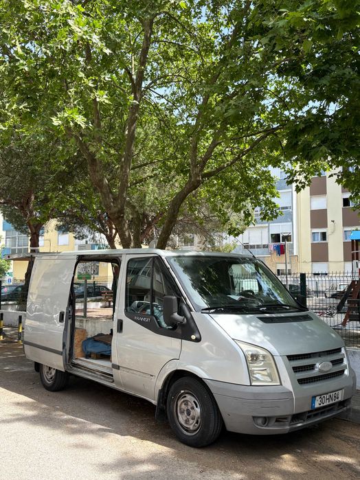 Alugo Carinha - Ford Transit Van