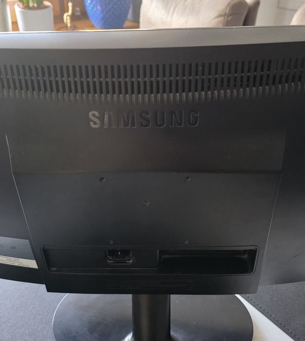 Monitor samsung E1920N