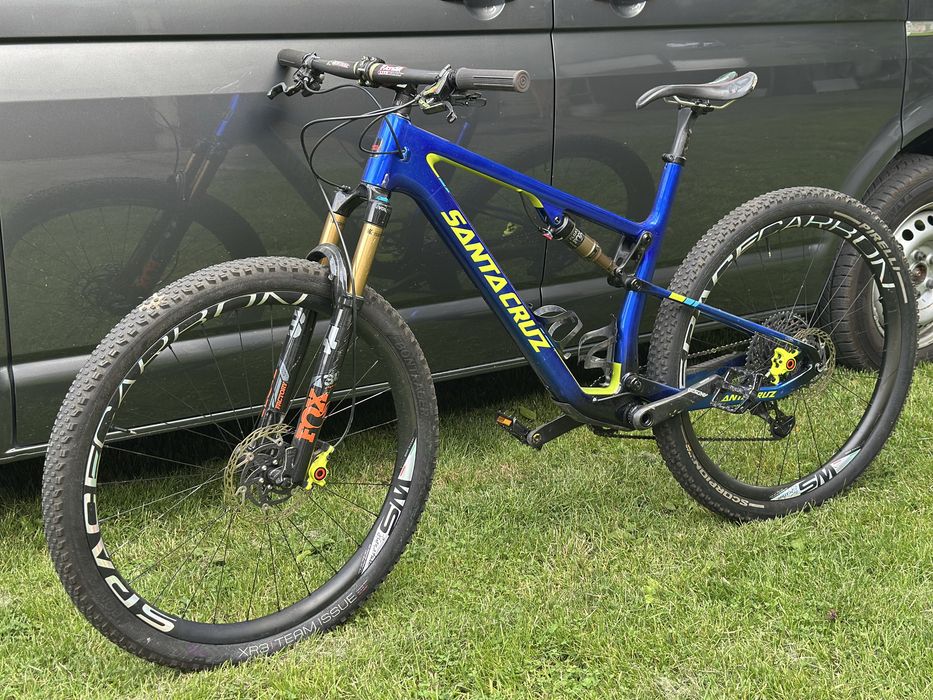 Santa Cruz Carbon Full