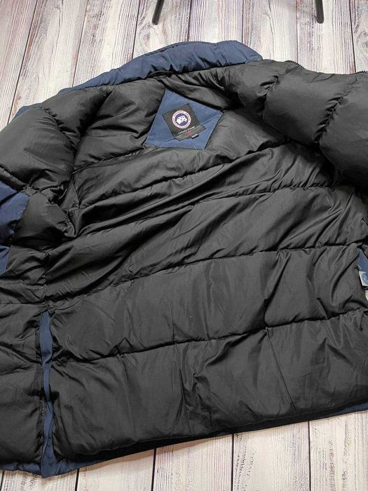Пуховая парка Canada Goose