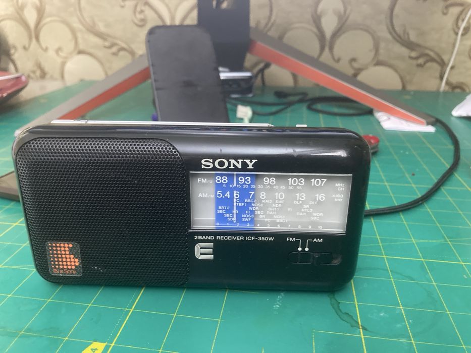Sony ICF-350W FM приймач.