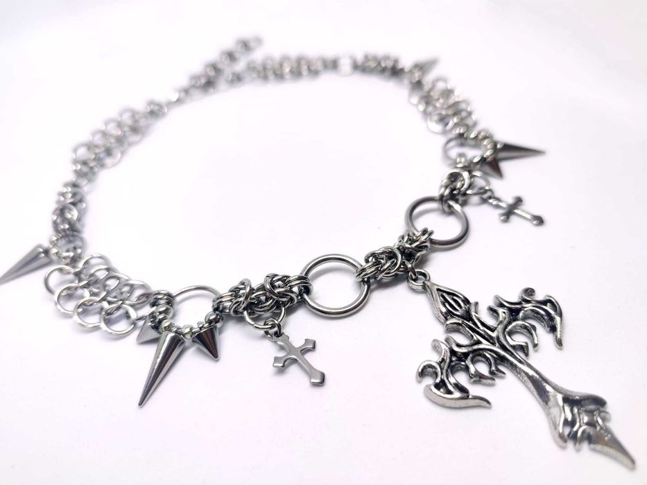 Choker stal chirurgiczna hipoalergiczny goth krzyże kolce