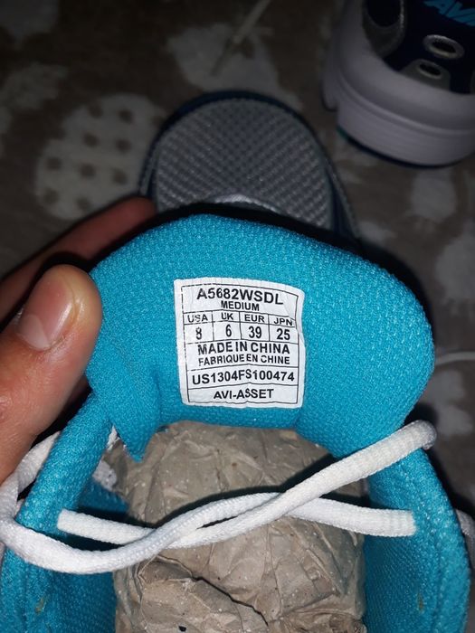 Sprzedam buty Avia nowe.