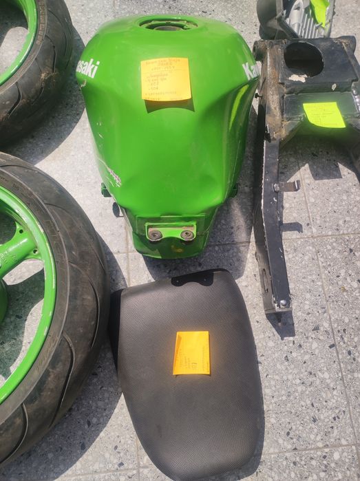 kawasaki zx6r - купить мотозапчасти - Цена на OLX.ua