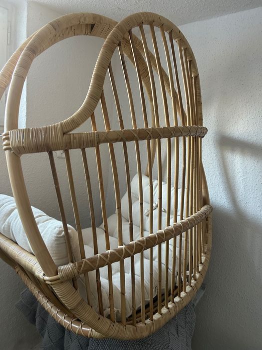 Fotel ratanowy bujany huśtawka