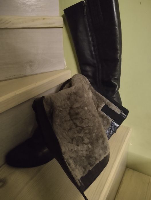 Зимові сапоги 38р Carlo Pazolini