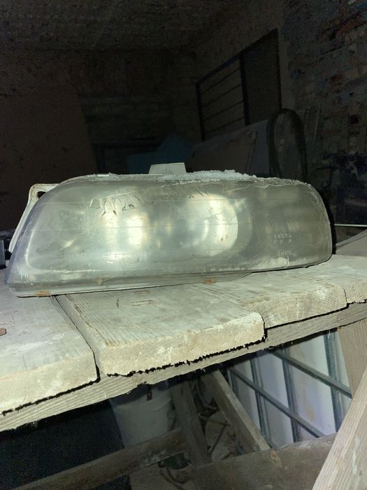 Фара ліва део нубіра 1