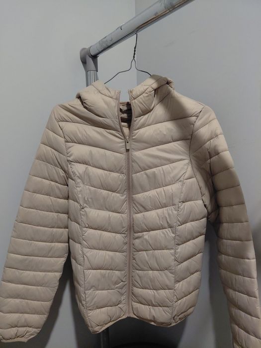 Куртка жіноча весняна