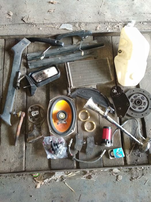 Запчасти на ваз 2109 бу