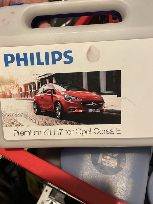 Zestaw zarowek samochodowych