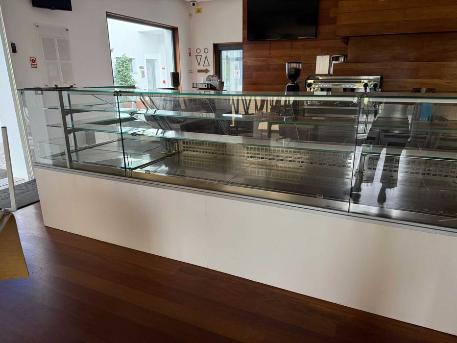Vitrine pastelaria- Neutra/refrigerada