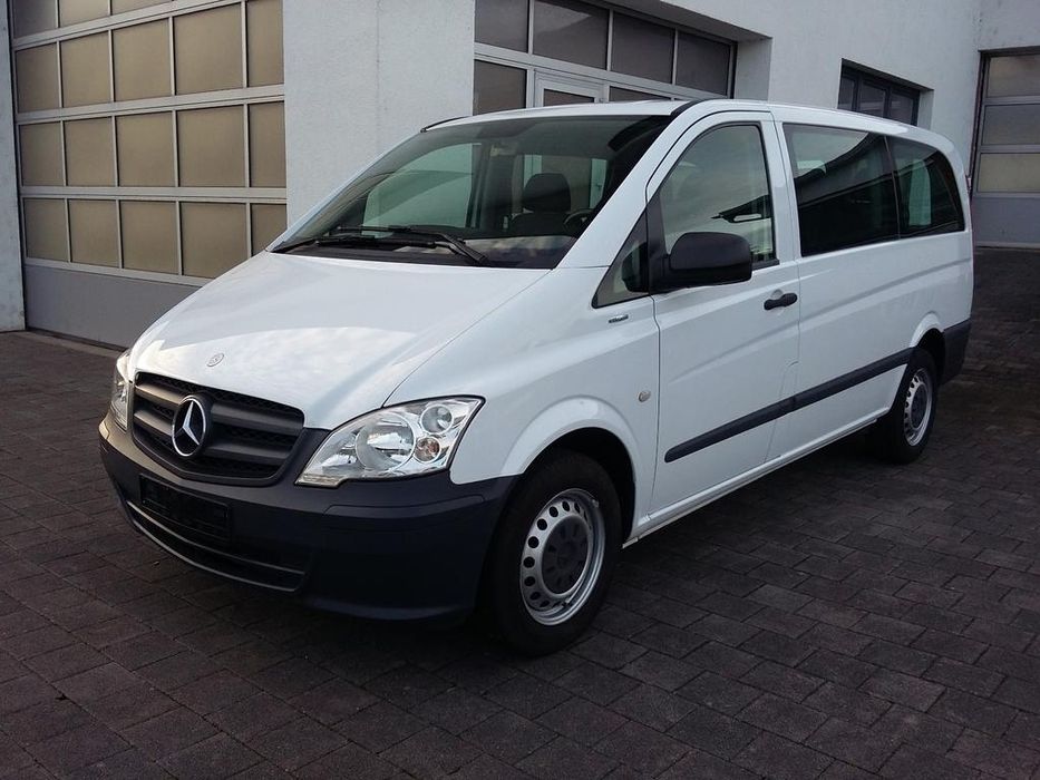 Mercedes Vito...