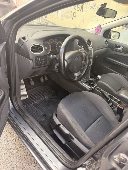 Ford focus 1.6 TDCi como nova !!