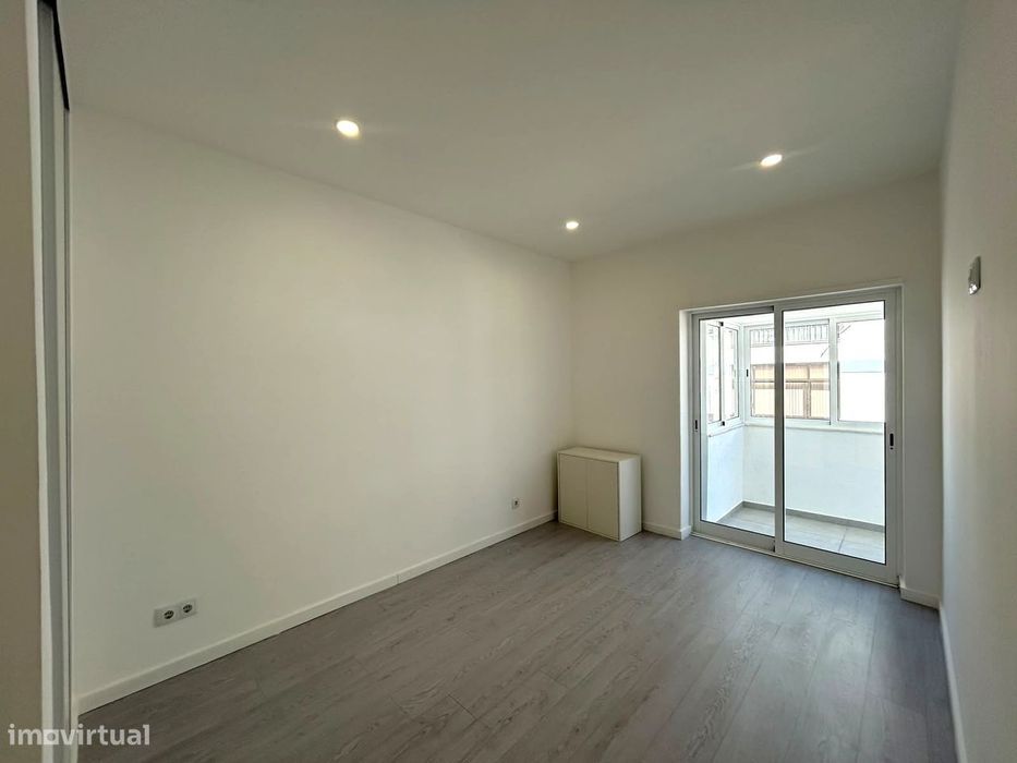 Apartamento Totalmente Remodelado- Paivas