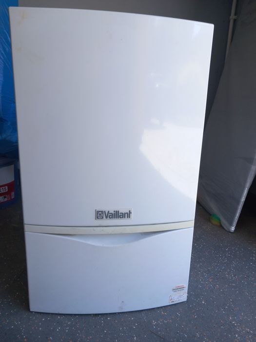 Vailland dwufunkcyjny eco tec plus 18 kw ze sterownikiem  color Matic