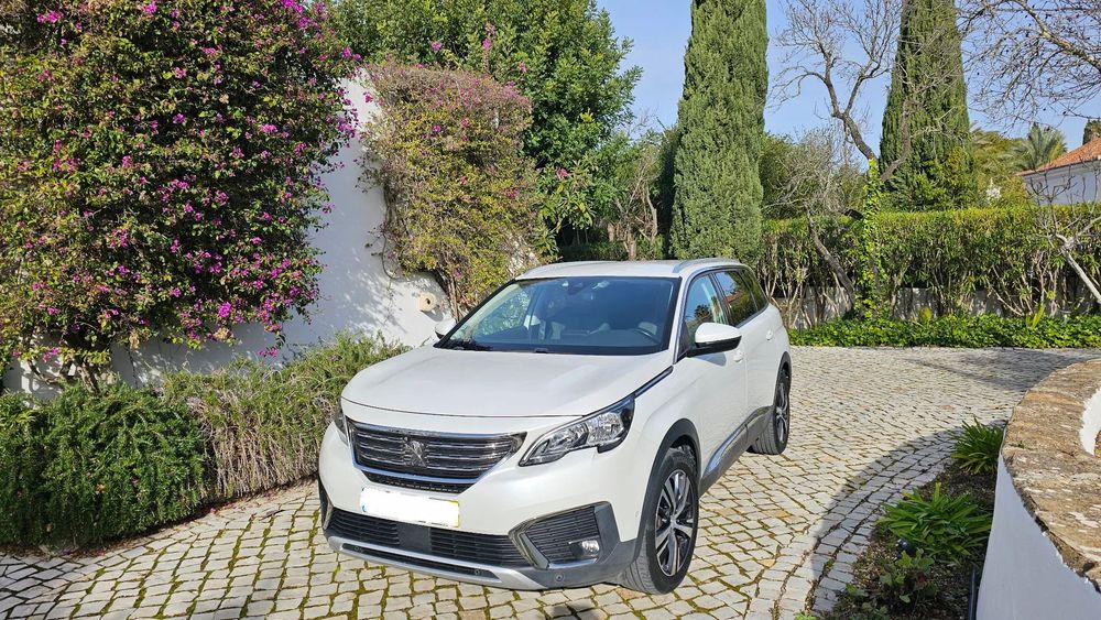 Peugeot 5008 1.5 BlueHDi Allure