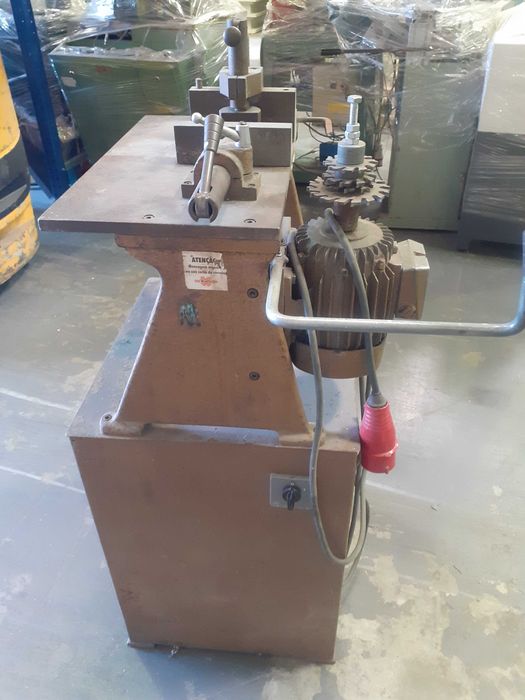 Máquinas de Serralharia: PVC / Soldar / Bites / Aluminio