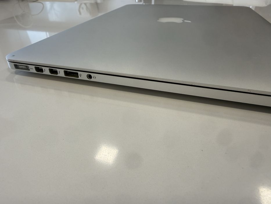 MacBookd Pro de 15 retina - Mid 2014(16gb/1TB)