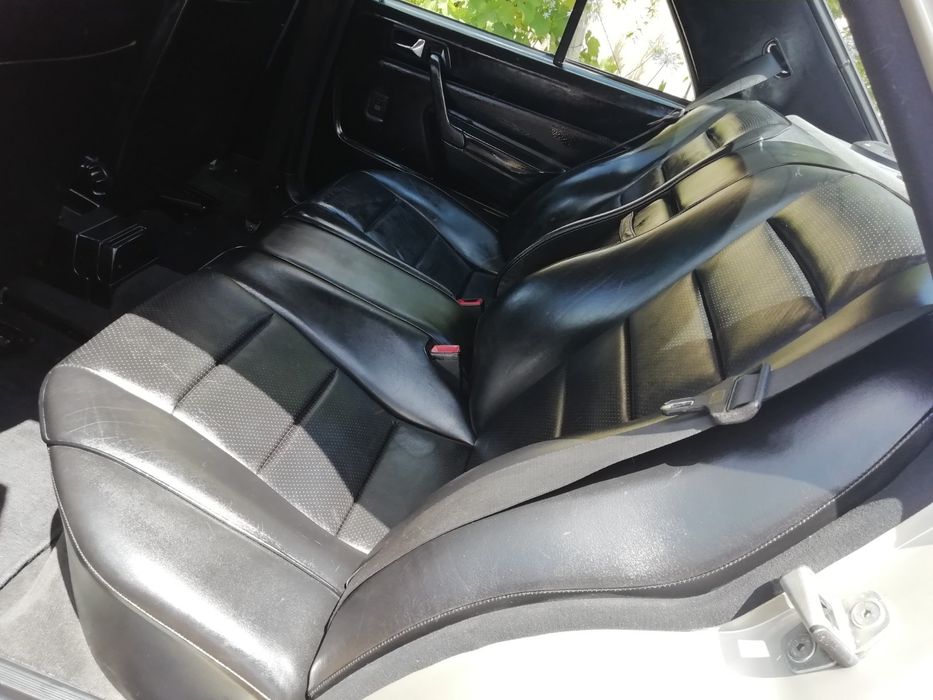 Alugo carros clássicos