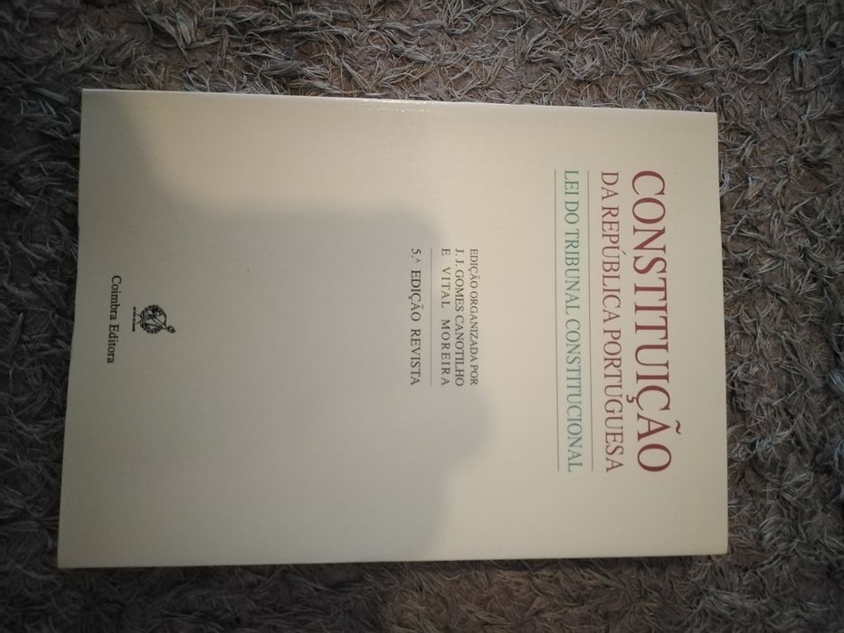 Livros de finanças álgebra e direito