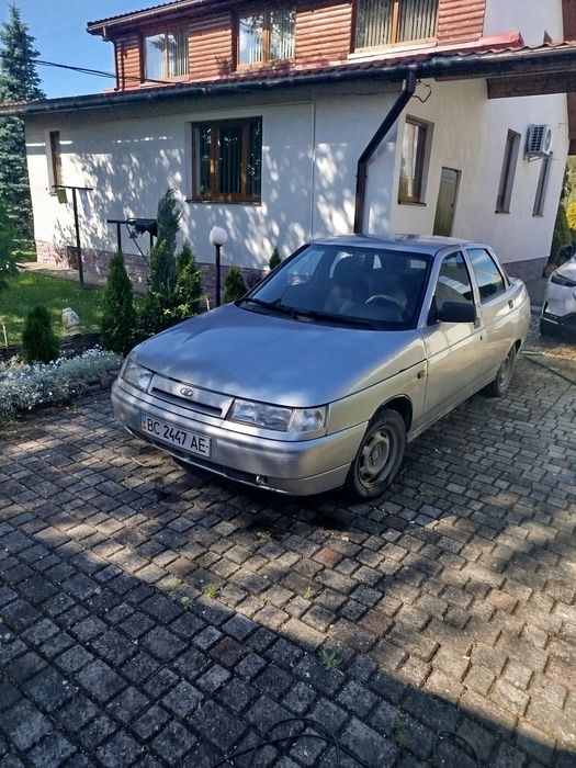 Автомобіль ВАЗ 2110