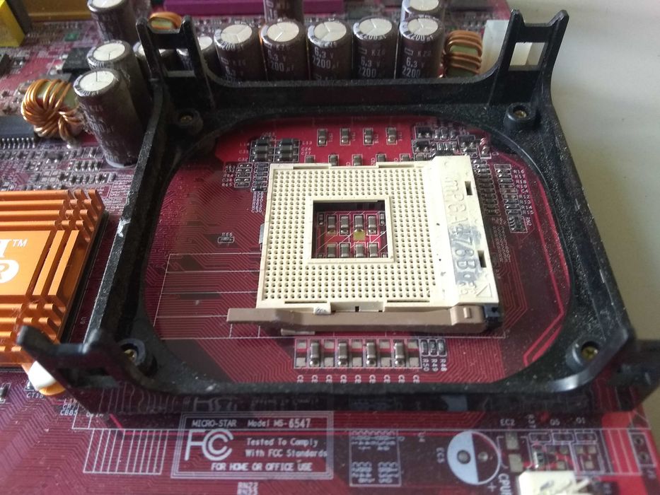 Материнская плата + процессор Pentium 4 + ОЗУ (s478, DDR1)