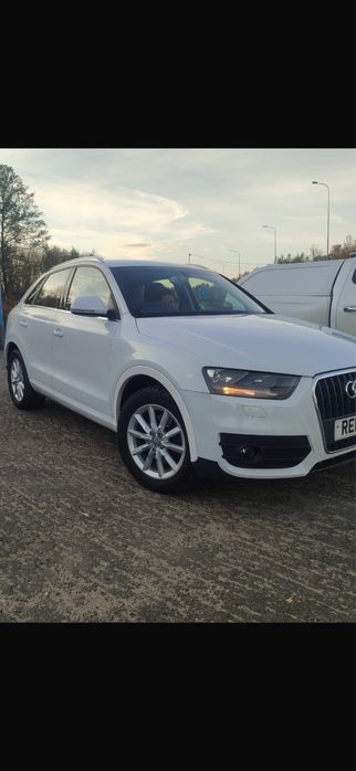 Продам Audi Q3.