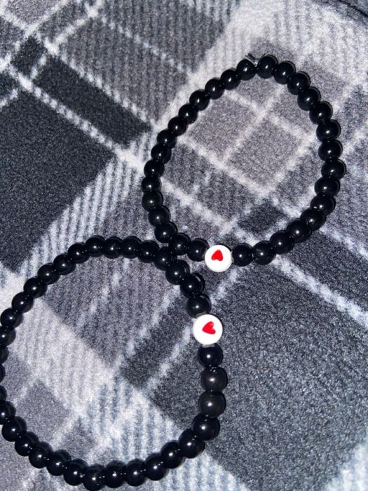 zestaw personalizowanych bransoletek handmade idealne dla par i bff