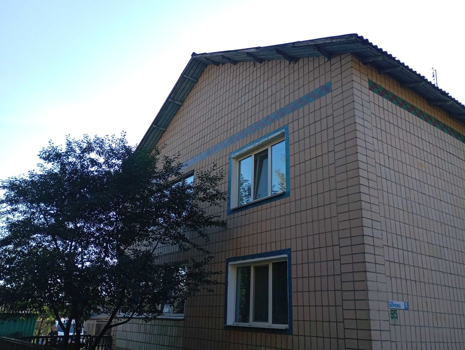 Двохкімнатна квартира  в с. Наумівка