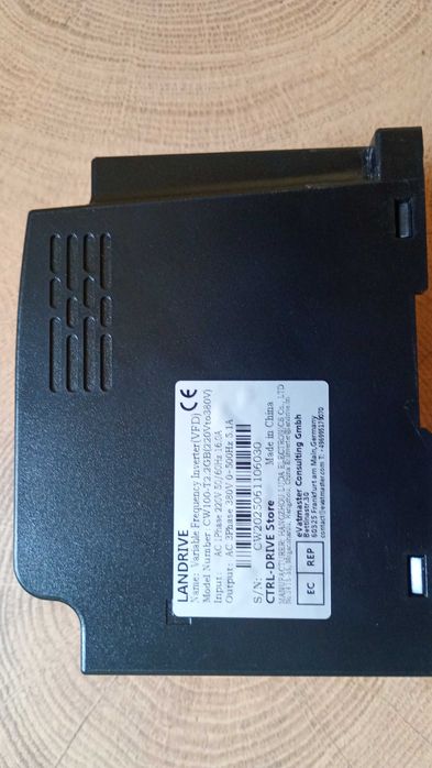 Частотний перетворювач з 220 В на 380 В VFD CW 100 2,2 кВт