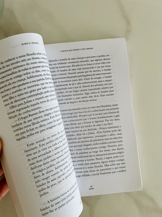 Livro Robin Sharma O monge que vendeu o seu Ferrari