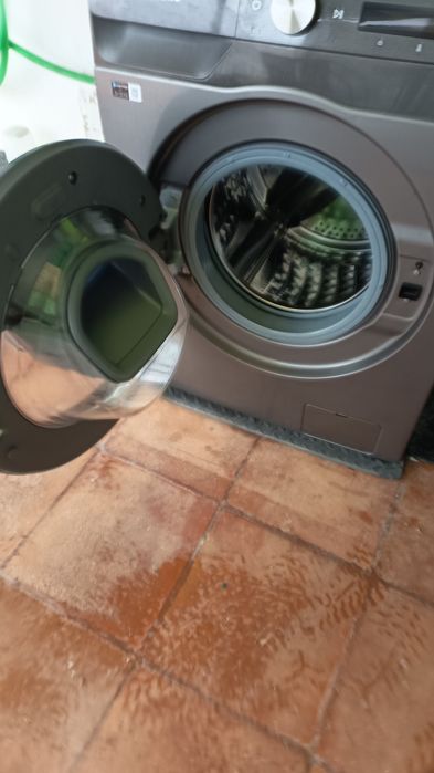 Máquina de lavar roupa Samsung