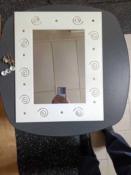 Mirror with Patterns445944050001520641