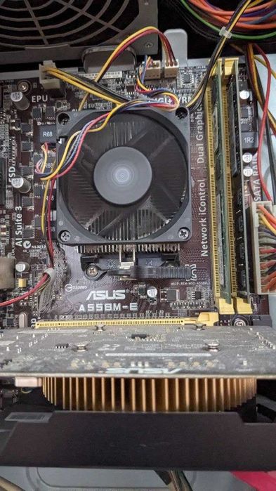 комплект Материнська плата Asus A55BM-E  ЦП(box) Athlon x4 840 ddr3 8Gb