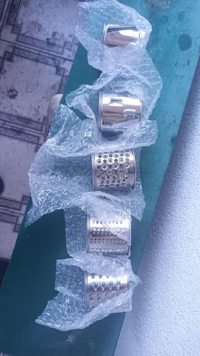 М'ясорубка Mulinex hv8 бу 2000вт