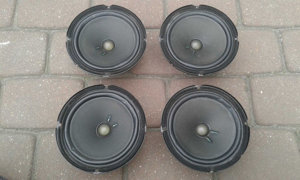 Głośnik drzwi BOSE drzwiowy lewy prawy przód tył AUDI A6 C5 / S6 C5