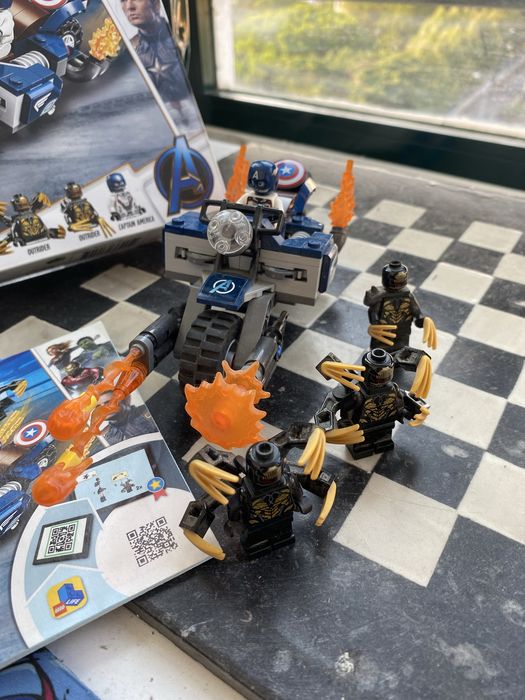 LEGO Marvel 76123 Captain America Completo
