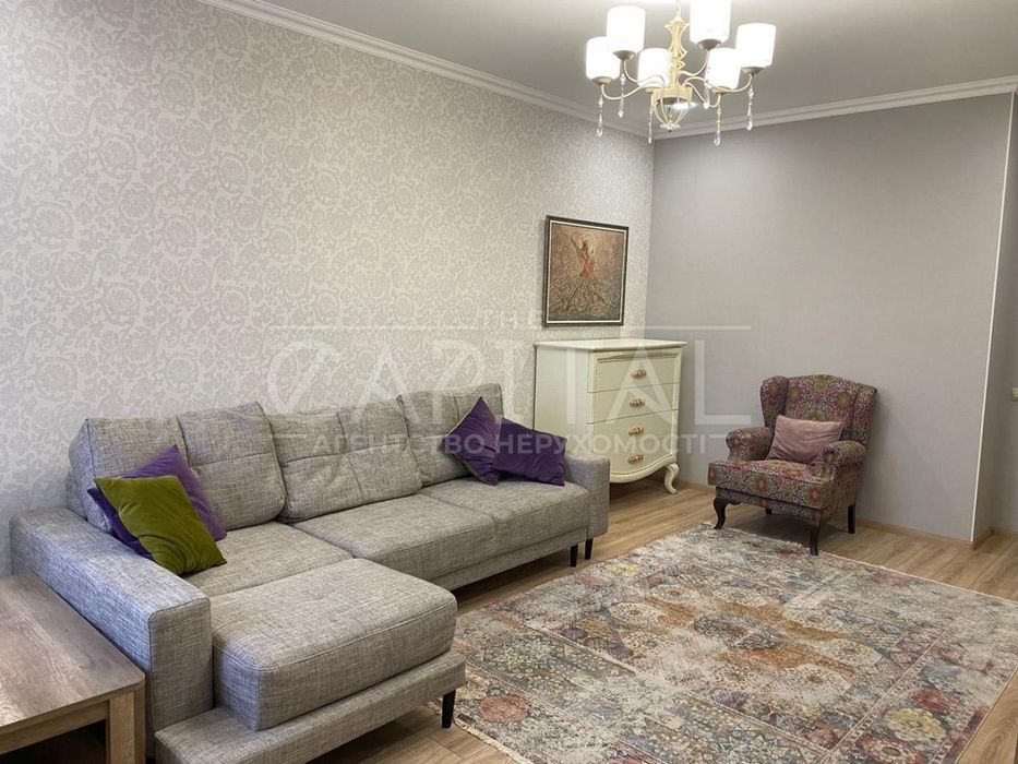 Аренда бул. Леси Украинки,отопление,вода есть лифт работает