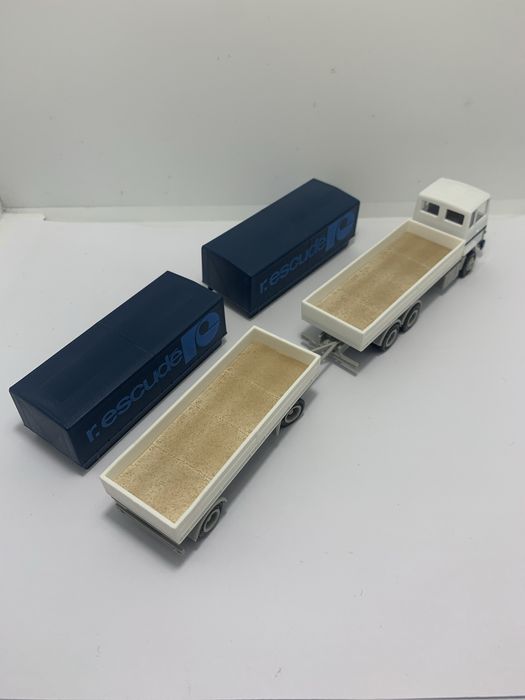 Renault R 310 da Herpa escala 1/87
