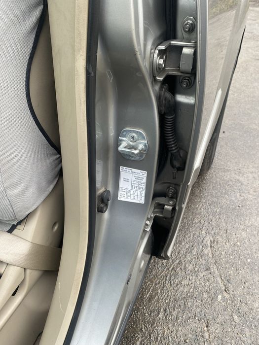 NISSAN X-TRAIL 2002р. 2.0АТ (140 кс.) 4WD газ-бензин автомат