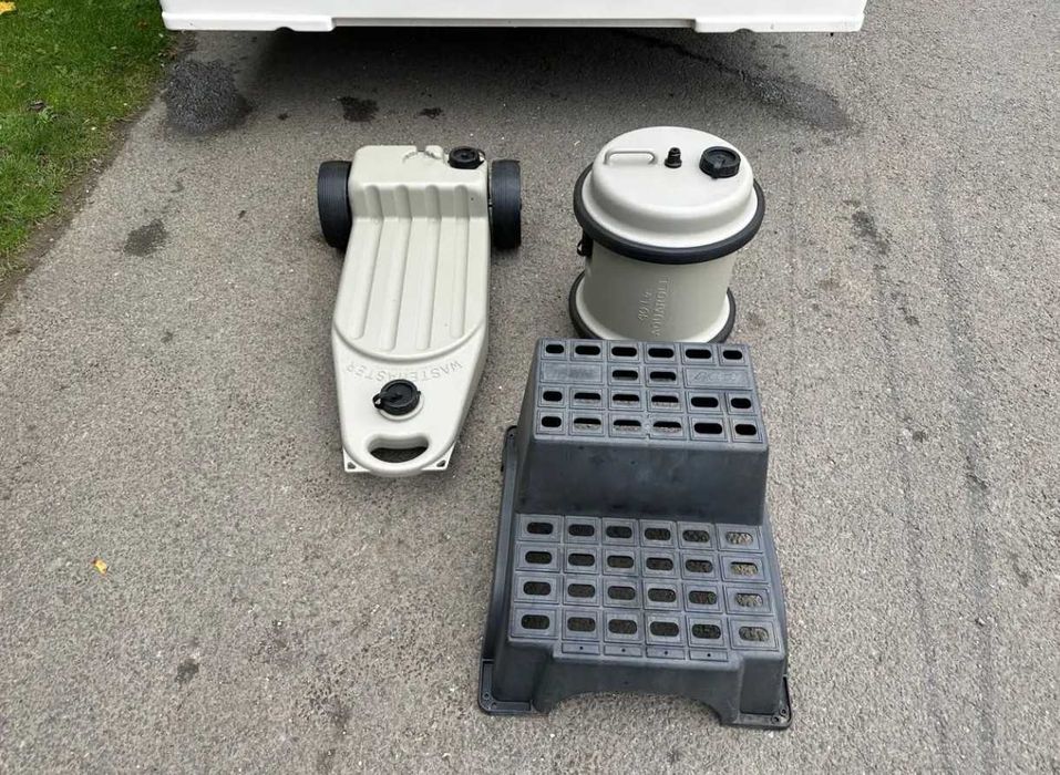 Bailey Pageant Series 6 Monarch + Toldo Insuflável – Equipada