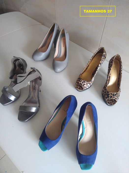 SAPATOS óptimos quase novos sem uso.