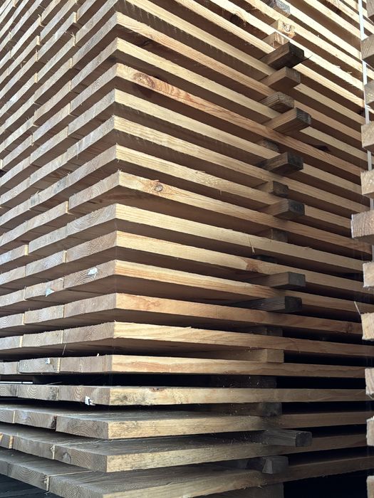 Deska suszona 25x195x4000 mm – ostrokrawężna, bez oflisów